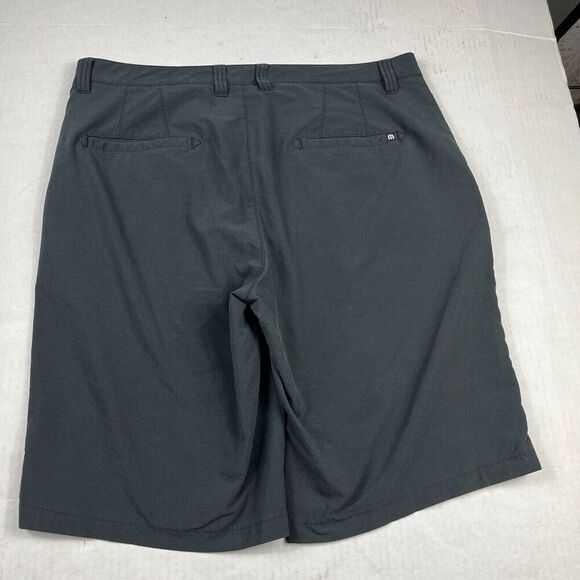 Travis Mathew Mens Golf Shorts Black Stretch Performance Pockets Zip Up Size 36 - Picture 7 of 8
